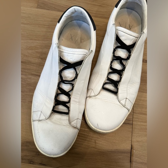 Armani Exchange White Leather Low-Top Sneakers - Picture 11 of 13